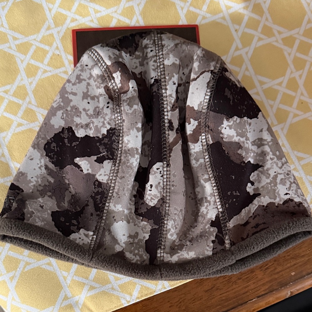 Hot Shot Camouflage Beanie NWT